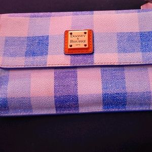Dooney & Bourke wristlet